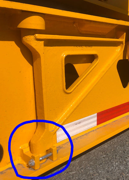 790013003 BRKT - LOWER OUTRGR CAST STEEL